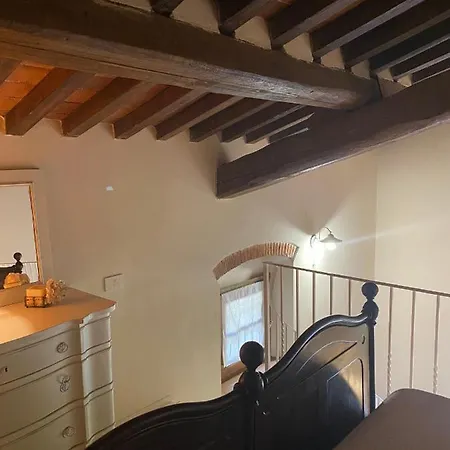 La Casa Sui Colli Nyaraló