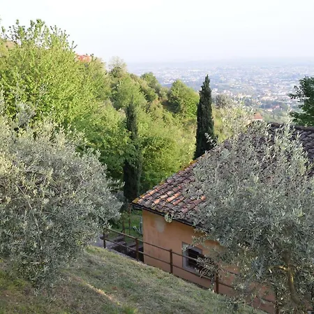 La Casa Sui Colli Nyaraló Uzzano
