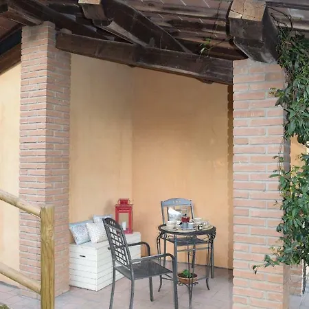 La Casa Sui Colli Nyaraló Uzzano